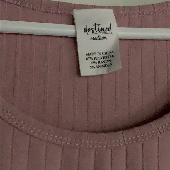 light pink low cut top - Picture 2 of 2